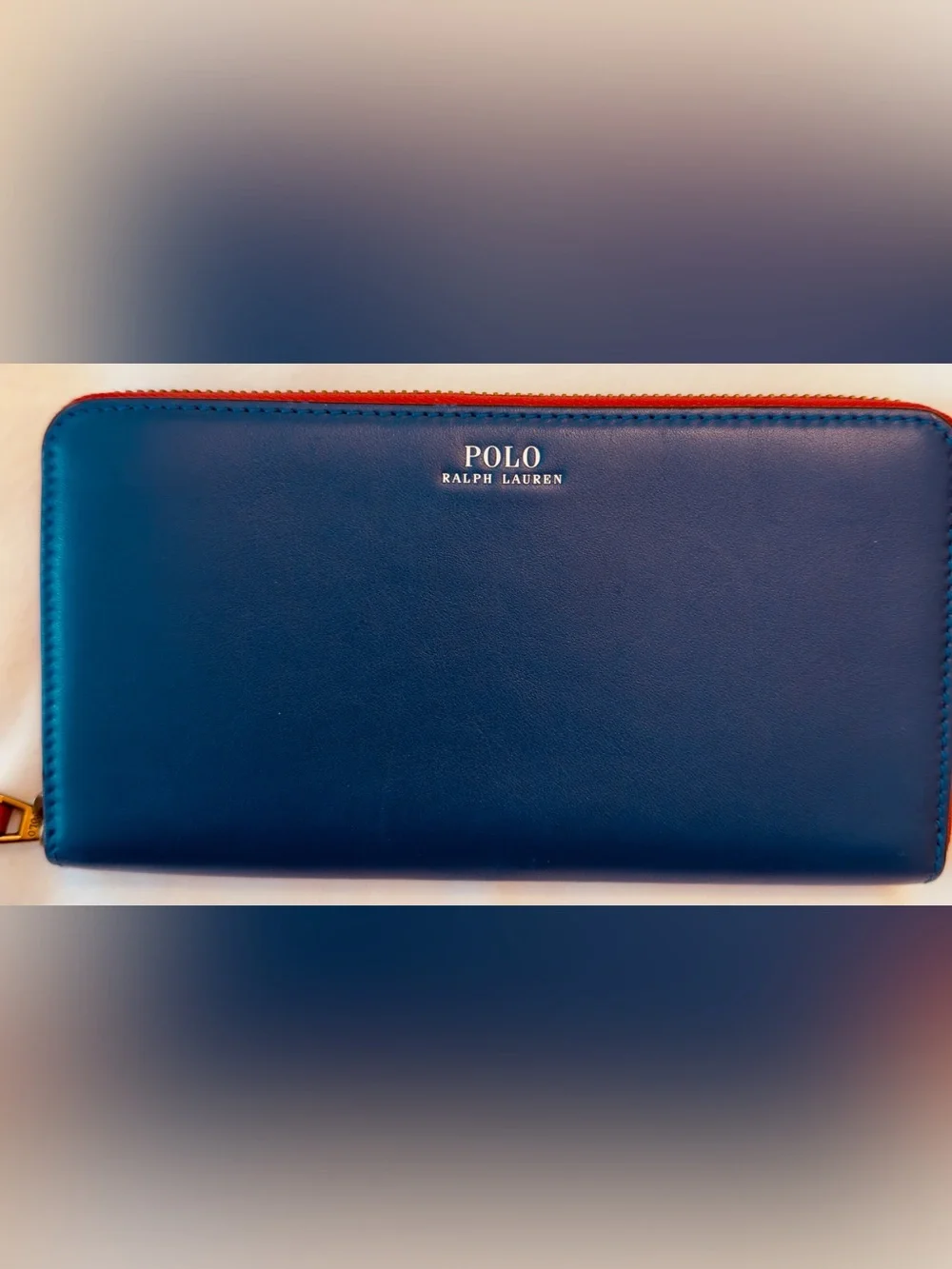 NIB- Polo by Ralph Lauren Navy & Red Leather Colorblocked Zip-Around Wallet 4x8)